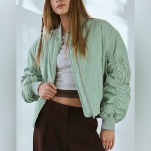 URBAN OUTFITTERS BDG Charlie Light Sage Green Barrel Sleeve Bomber Jacket Medium